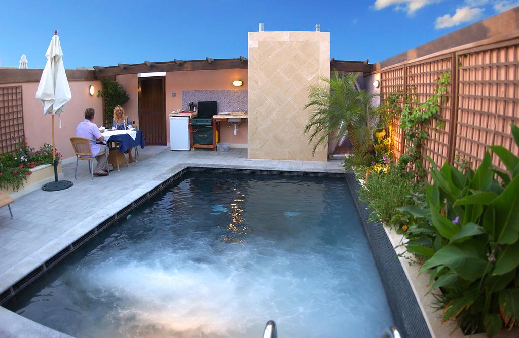 Fortina Spa Resort سليمة المظهر الخارجي الصورة A rooftop pool in Marrakech, Morocco