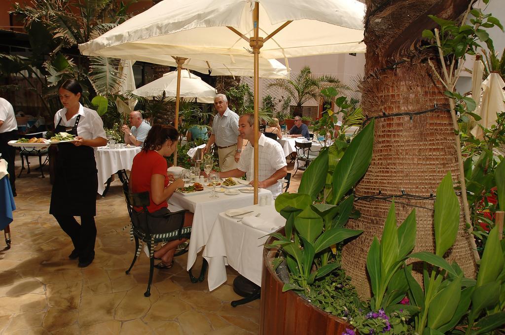 Fortina Spa Resort سليمة المظهر الخارجي الصورة The restaurant at the Hotel El Dorado